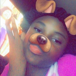 Meet your Posher, Zemirah-li